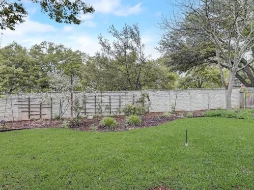 14712 Bescott Dr, Austin TX  78728-5730 exterior