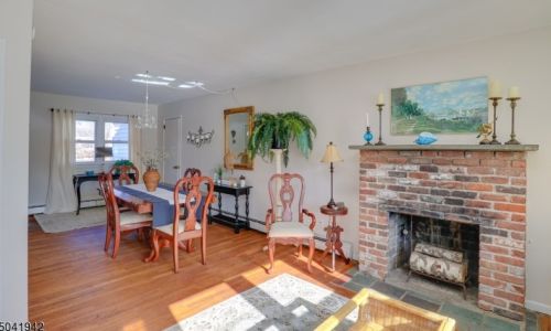24 Glenwood Rd, Parsippany NJ  07834-3308 exterior