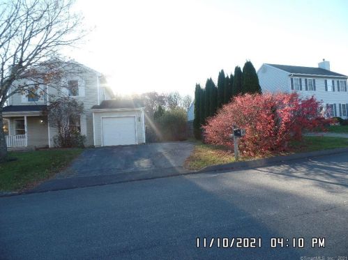 33 Birney Brook Rd, Torrington, CT 06790-4480