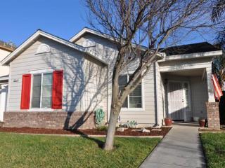 4218 Montara Dr, Turlock, CA 95382-7365