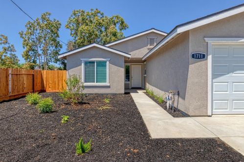 1711 Connie Way, Modesto, CA 95354-4216
