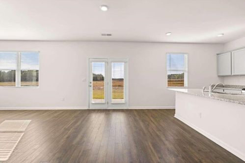 1065 Mackets Ct, Atlanta GA  30354-3642 exterior