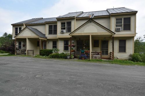 35 Potter Ln, Enfield, NH 03748-4131
