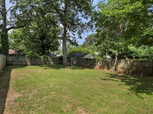 993 Burns Dr, Atlanta GA  30310-4631 exterior