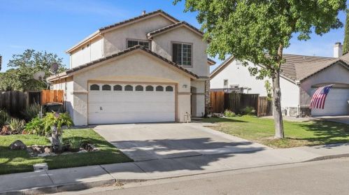532 Charlemagne Ln, Tracy, CA 95376-5444