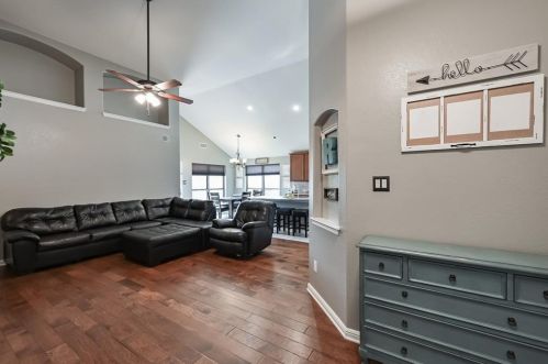10432 Winding Passage Way, Fort Worth TX  76131-3986 exterior