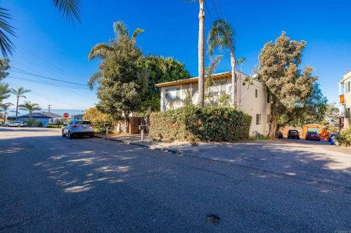 1850 Oxford Ave, Cardiff By The Sea, CA 92007-1635