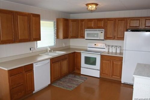 45406 Kulauli St, Kaneohe, HI 96744-2810