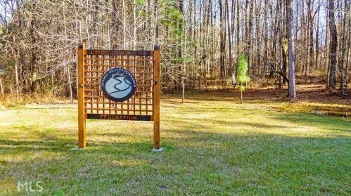 8100 Highland Dr, Porterdale, GA 30014-3479