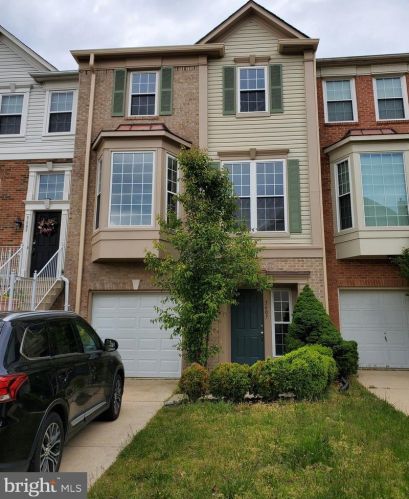 3607 Bracknell Dr, Woodbridge VA  22192-7462 exterior