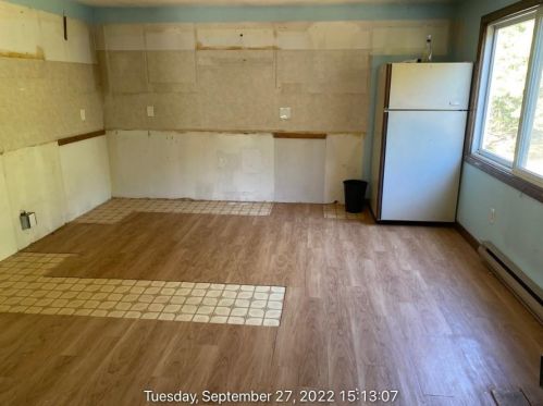 23 Bradford Rd, Westerly RI  02808-1428 exterior