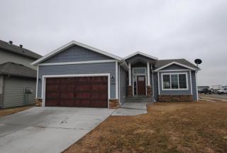 6094 57th Ave, Fargo, ND 58104-5703