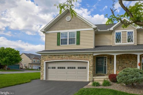 7 Perseverance Ln, Ephrata, PA 17522-9159