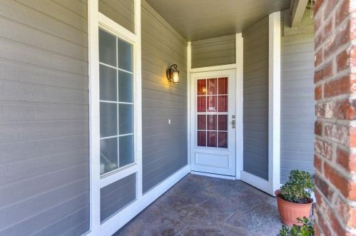 8657 Gossamer Way, Elk Grove, CA 95624-3265