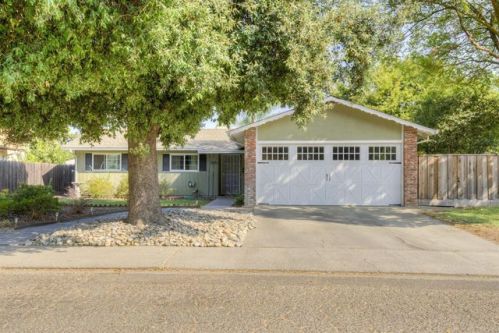 1721 Tulane Dr, Modesto, CA 95355-1833