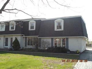 5813 Cresthaven Ln, Toledo, OH 43614-1202