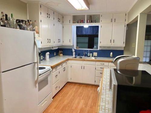 102 Avenue, Clifton, TX 76634-1628