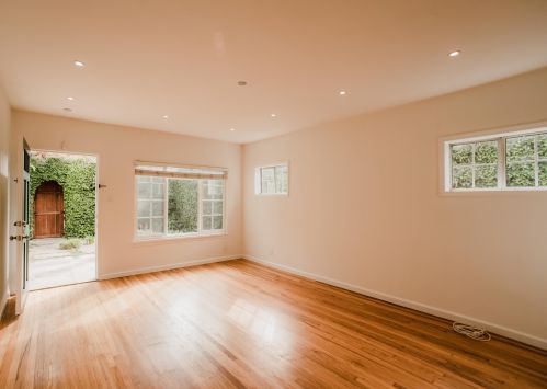 621 Alisos St, Santa Barbara, CA 93103-2557