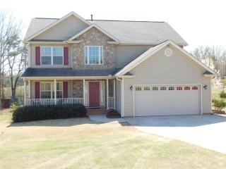 118 Weisser Ln, Lyman, SC 29365-1342