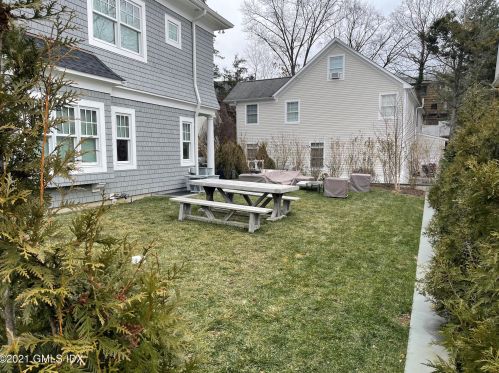 3 Orchard Pl, Greenwich CT  06830-7108 exterior