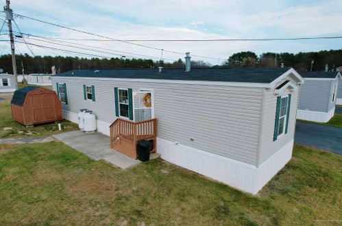 32 Lynch St, Mere Point, ME 04011-7520