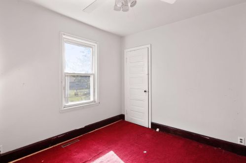 986 4th St, Saint Paul MN  55106-5209 exterior