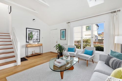 1504 Carleton St, Berkeley, CA 94703-1872