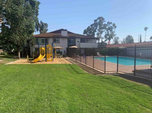 9829 Caspi Gardens Dr, Santee, CA 92071-1815