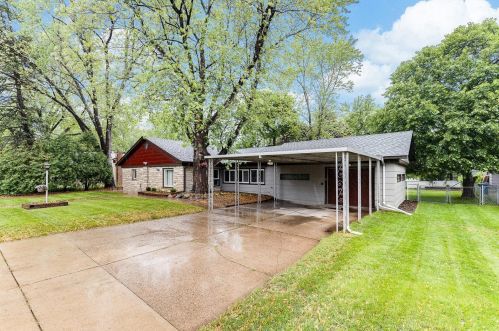 2705 Kirkwood Ln, Minneapolis MN  55441-2925 exterior