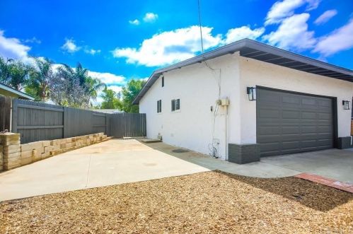 1223 Rock Springs Rd, San Marcos CA  92069-3219 exterior