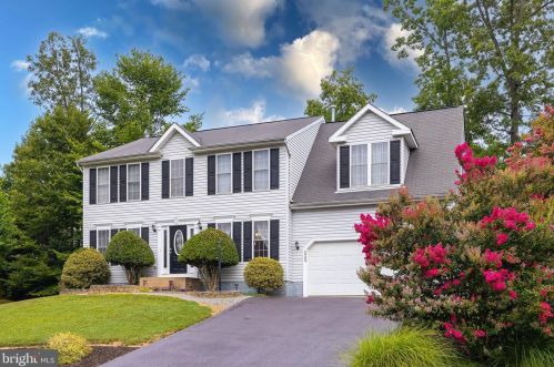 5909 Barton Ln, Fredericksburg, VA 22407-8379
