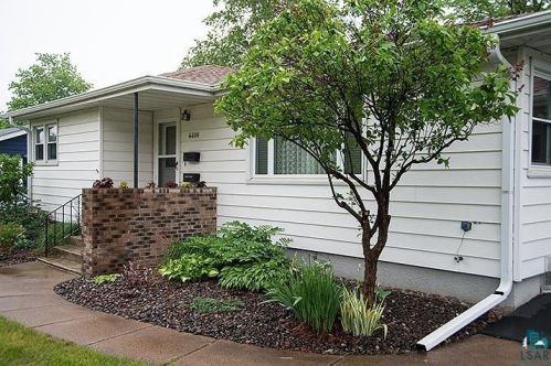 4406 Glenwood St, Duluth, MN 55804-1255