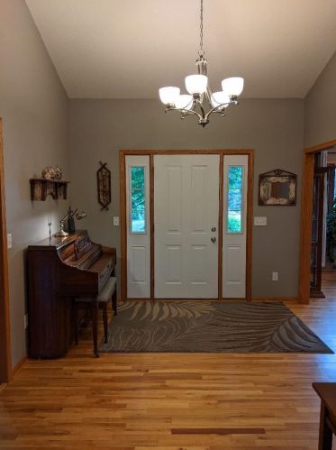 13387 Elmcrest Ave, Saint Paul MN  55110-5974 exterior