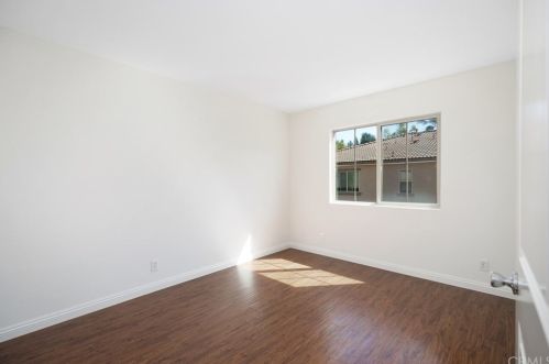 126 Hedge Bloom, Irvine CA  92618-1517 exterior