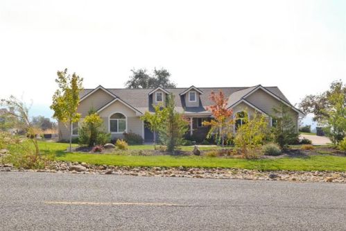40532 Lilley Mountain Dr, Coarsegold, CA 93614-8834