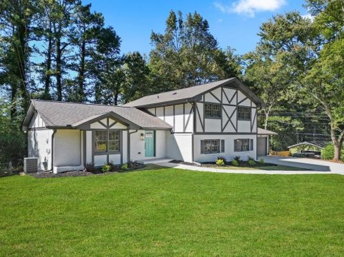 57 Blue Springs Ct, Lilburn, GA 30047-6284