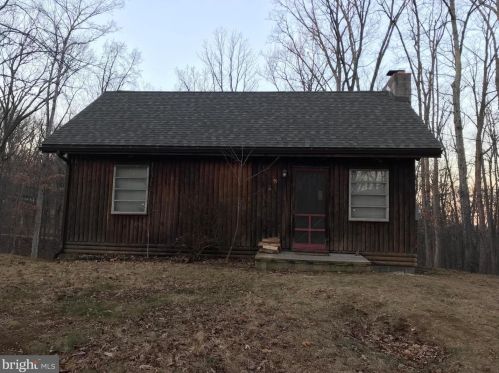 75 Upper Clubhouse Dr, Harpers Ferry WV  25425-5191 exterior