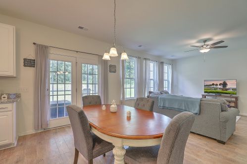 1384 Hermitage Ln, Ladson SC  29456-3087 exterior