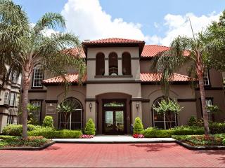 777 Dunlavy St, Houston TX  77019-1949 exterior