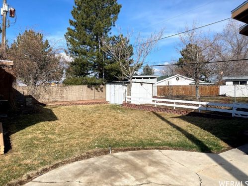 1331 8600, Sandy UT 84093-1367 exterior