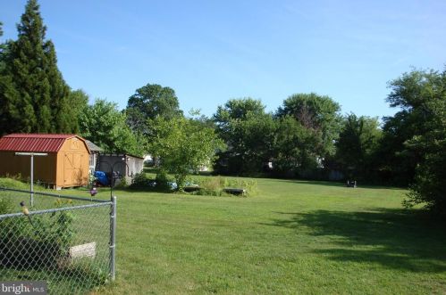 308 Bowen St, Remington, VA 22734-9657