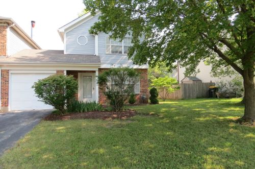 1305 Robin Dr, Carol Stream, IL 60188-4834