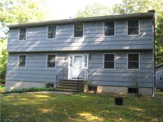 24 Melon Patch Ln, Upper Stepney CT  06468-1134 exterior