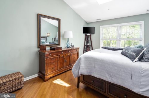 527 Brickhouse Rd, Princeton NJ  08540-7363 exterior