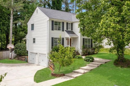 3992 Paloverde Dr, Kennesaw, GA 30144-1100