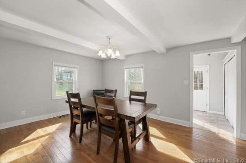 35 Philo Curtis Rd, Sandy Hook CT  06482-1220 exterior