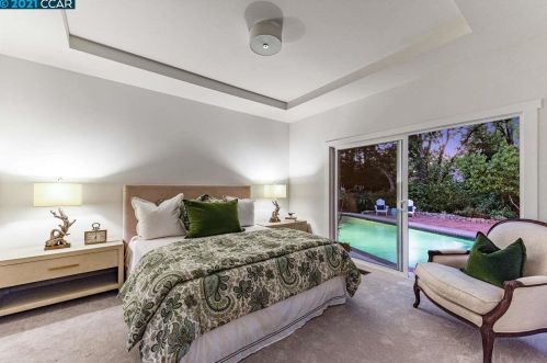 1790 Ruth Dr, Concord CA  94523-2942 exterior