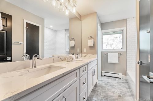 5700 Ivy St, Englewood CO  80111-1522 exterior