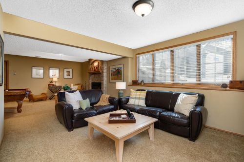 13606 Duluth Dr, Saint Paul MN 55124-8797 exterior