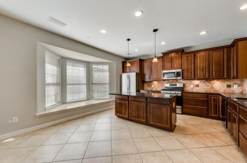 1511 Biltmore Ln, Irving TX  75063-3423 exterior